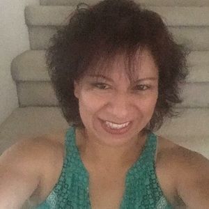 Meet your Posher, Beatriz